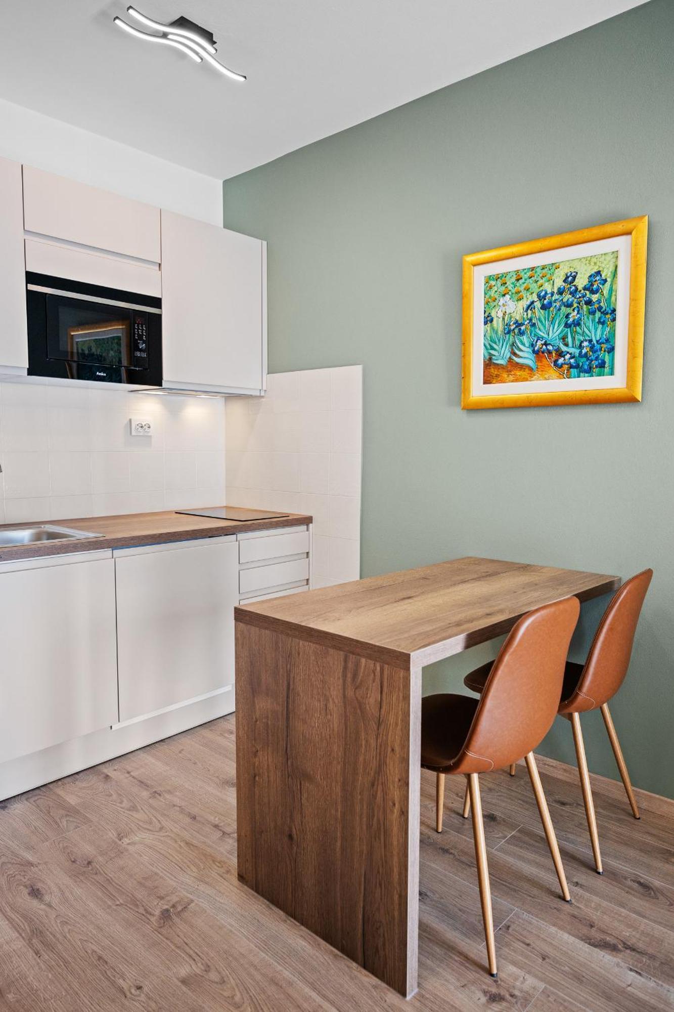 Apartments And Rooms Alenka Banjole Exterior photo